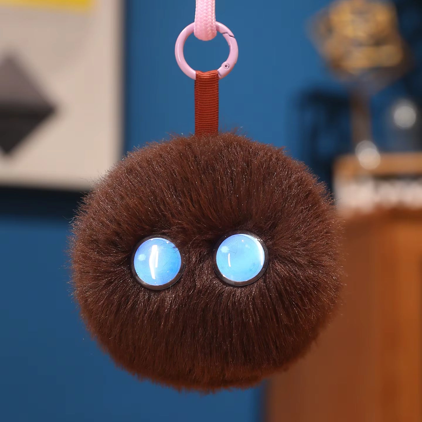 AI Plush Desk Partner